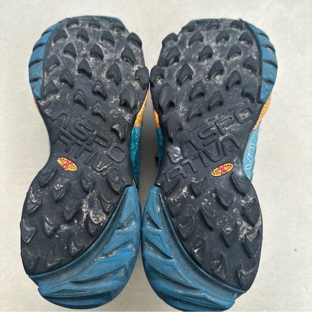 La Sportiva Akasha Blue Trail Running Sneakers Shoes 1988-C Women Size 7 - Picture 7 of 9